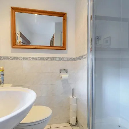 2 Bed In 79093 Skipton