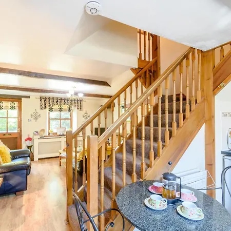 2 Bed In Oc-79093 * Skipton